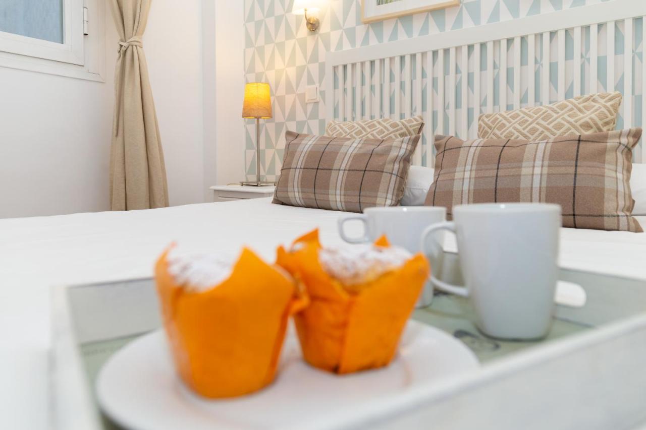 Apartamentos Gran Via Мадрид Екстериор снимка